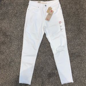 Levi’s 721 High Rise Skinny Jeans